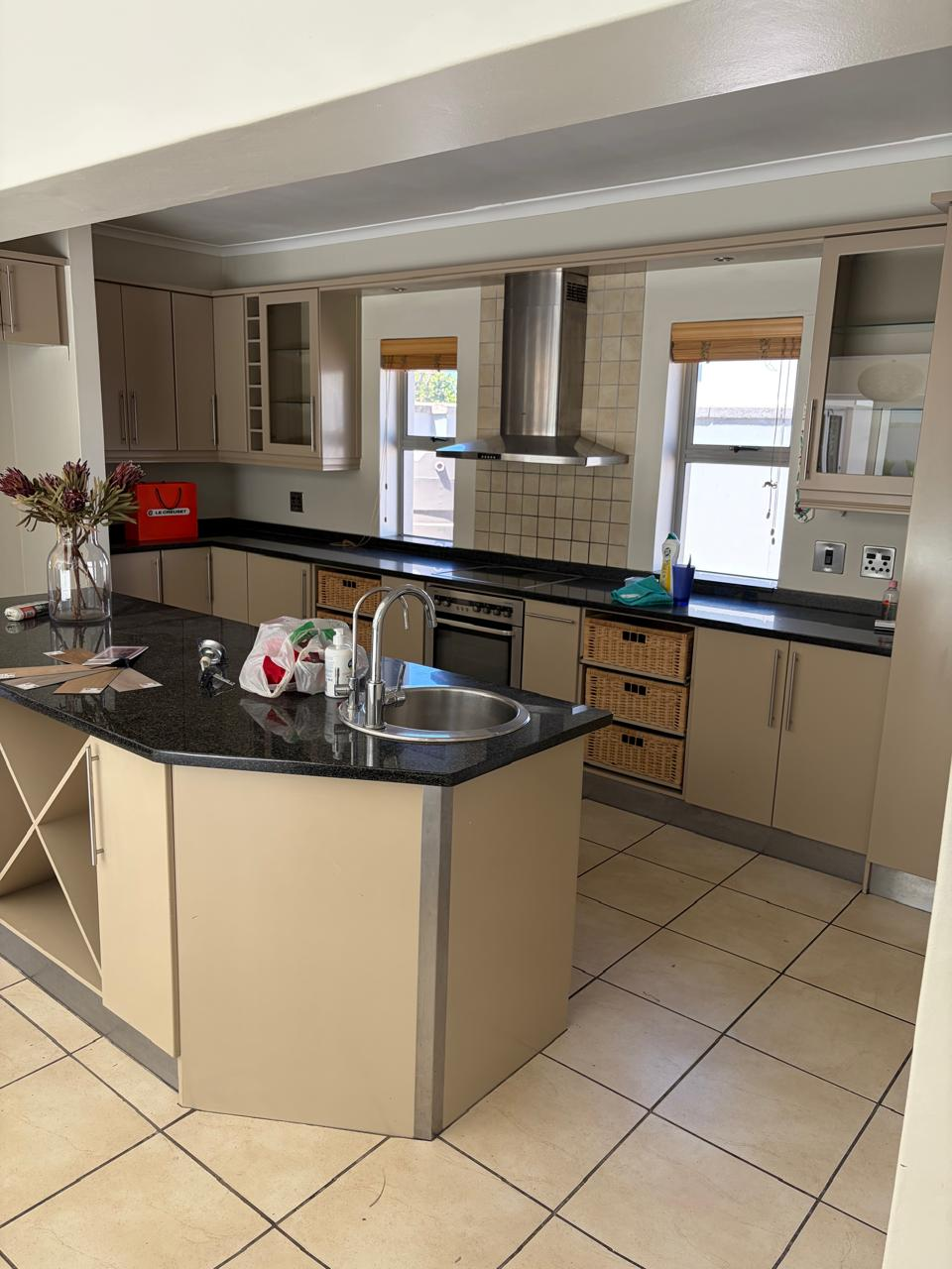 Kitchen before renovation